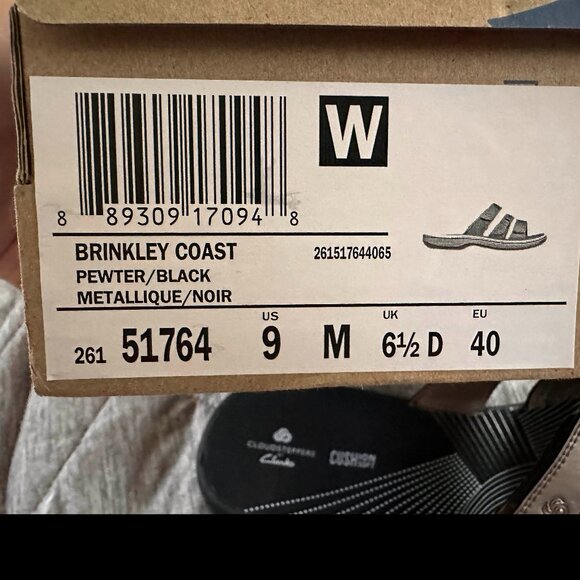 Cloudsteppers by Clarks Sandals - Picture 3 of 5